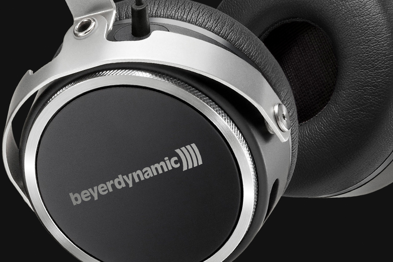 Beyerdynamic aventho wired discount review